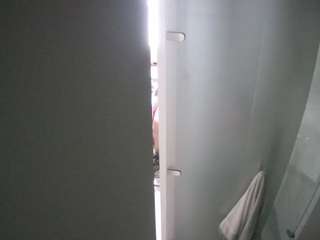 voyeurcam-casa-salsa-shower-1
