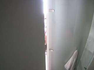 voyeurcam-casa-salsa-shower-1