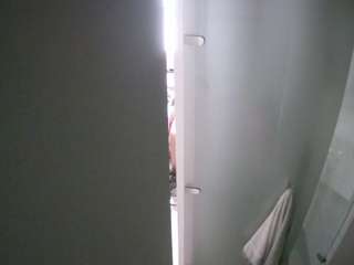 voyeurcam-casa-salsa-shower-1