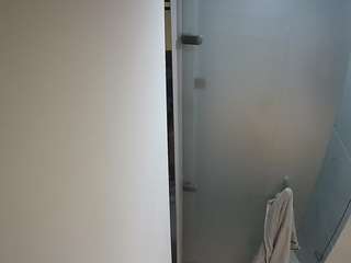 voyeurcam-casa-salsa-shower-1