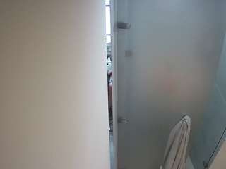 voyeurcam-casa-salsa-shower-1