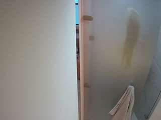 voyeurcam-casa-salsa-shower-1