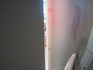 voyeurcam-casa-salsa-shower-1