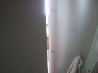 voyeurcam-casa-salsa-shower-1