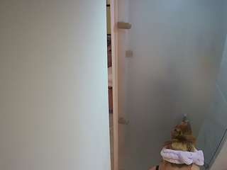 voyeurcam-casa-salsa-shower-1