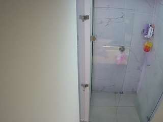 voyeurcam-casa-salsa-shower-1