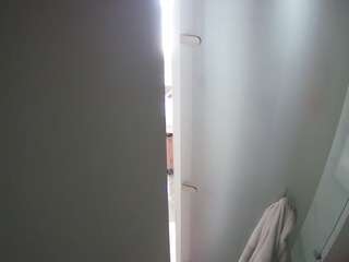 voyeurcam-casa-salsa-shower-1