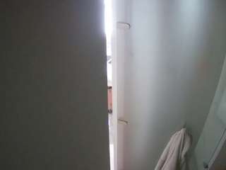 voyeurcam-casa-salsa-shower-1