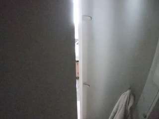 voyeurcam-casa-salsa-shower-1