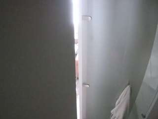 voyeurcam-casa-salsa-shower-1