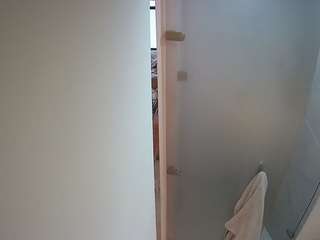 voyeurcam-casa-salsa-shower-1