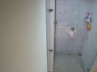 voyeurcam-casa-salsa-shower-1