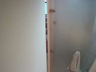 voyeurcam-casa-salsa-shower-1