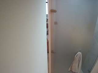 voyeurcam-casa-salsa-shower-1