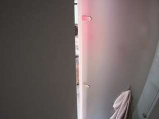 voyeurcam-casa-salsa-shower-1