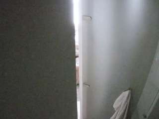 voyeurcam-casa-salsa-shower-1