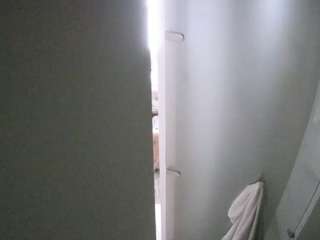 voyeurcam-casa-salsa-shower-1