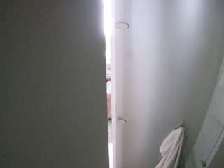 voyeurcam-casa-salsa-shower-1