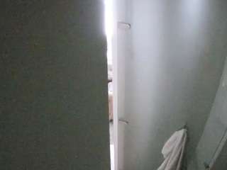 voyeurcam-casa-salsa-shower-1