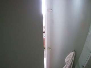voyeurcam-casa-salsa-shower-1