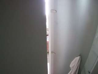 voyeurcam-casa-salsa-shower-1