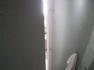 voyeurcam-casa-salsa-shower-1