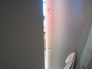 voyeurcam-casa-salsa-shower-1