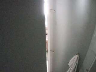 voyeurcam-casa-salsa-shower-1