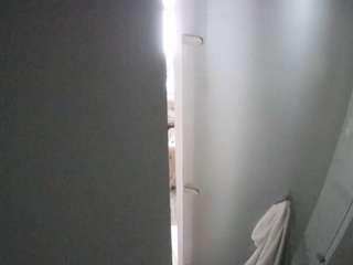 voyeurcam-casa-salsa-shower-1