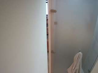 voyeurcam-casa-salsa-shower-1