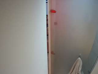 voyeurcam-casa-salsa-shower-1