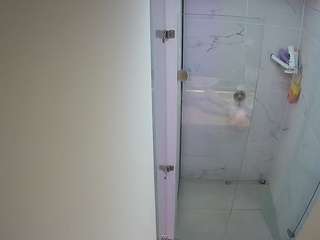 voyeurcam-casa-salsa-shower-1