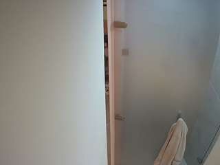 voyeurcam-casa-salsa-shower-1