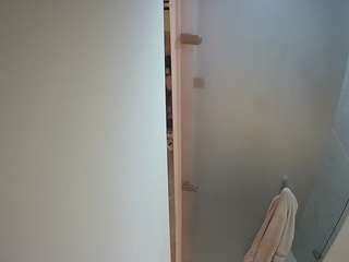voyeurcam-casa-salsa-shower-1
