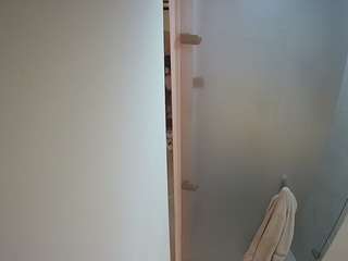 voyeurcam-casa-salsa-shower-1