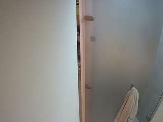voyeurcam-casa-salsa-shower-1