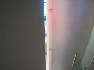 voyeurcam-casa-salsa-shower-1
