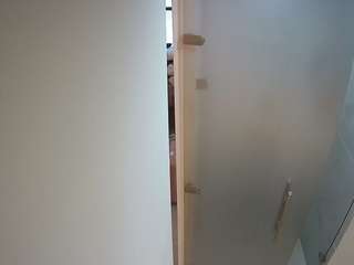 voyeurcam-casa-salsa-shower-1