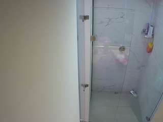 voyeurcam-casa-salsa-shower-1