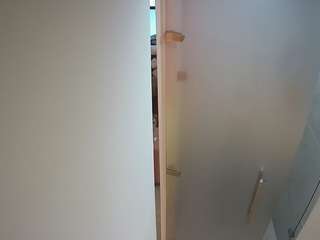 voyeurcam-casa-salsa-shower-1