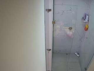 voyeurcam-casa-salsa-shower-1