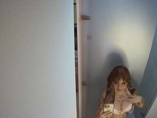 voyeurcam-casa-salsa-shower-1 camsoda