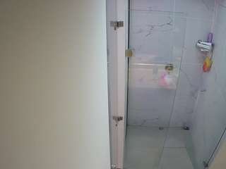 voyeurcam-casa-salsa-shower-1