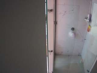 voyeurcam-casa-salsa-shower-1