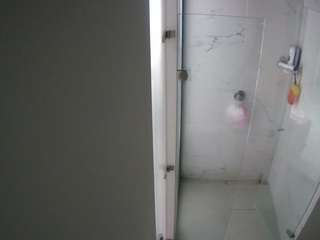 voyeurcam-casa-salsa-shower-1