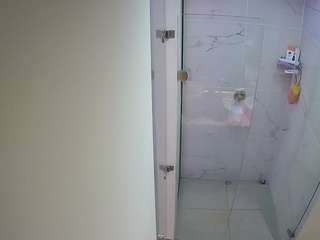 voyeurcam-casa-salsa-shower-1