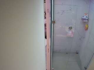 voyeurcam-casa-salsa-shower-1