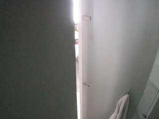 voyeurcam-casa-salsa-shower-1