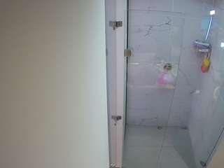 voyeurcam-casa-salsa-shower-1
