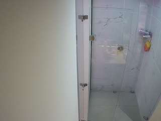 voyeurcam-casa-salsa-shower-1